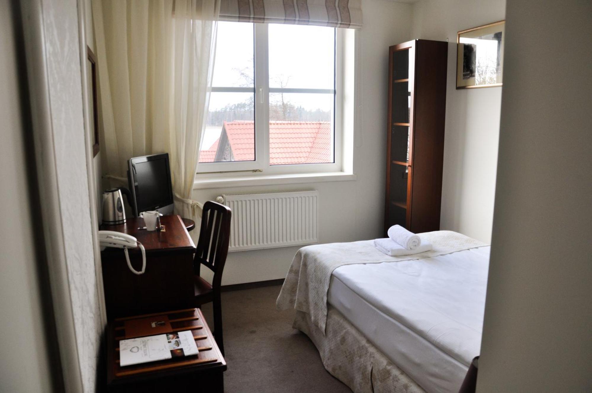 Jablon Lake Resort Pisz Room photo