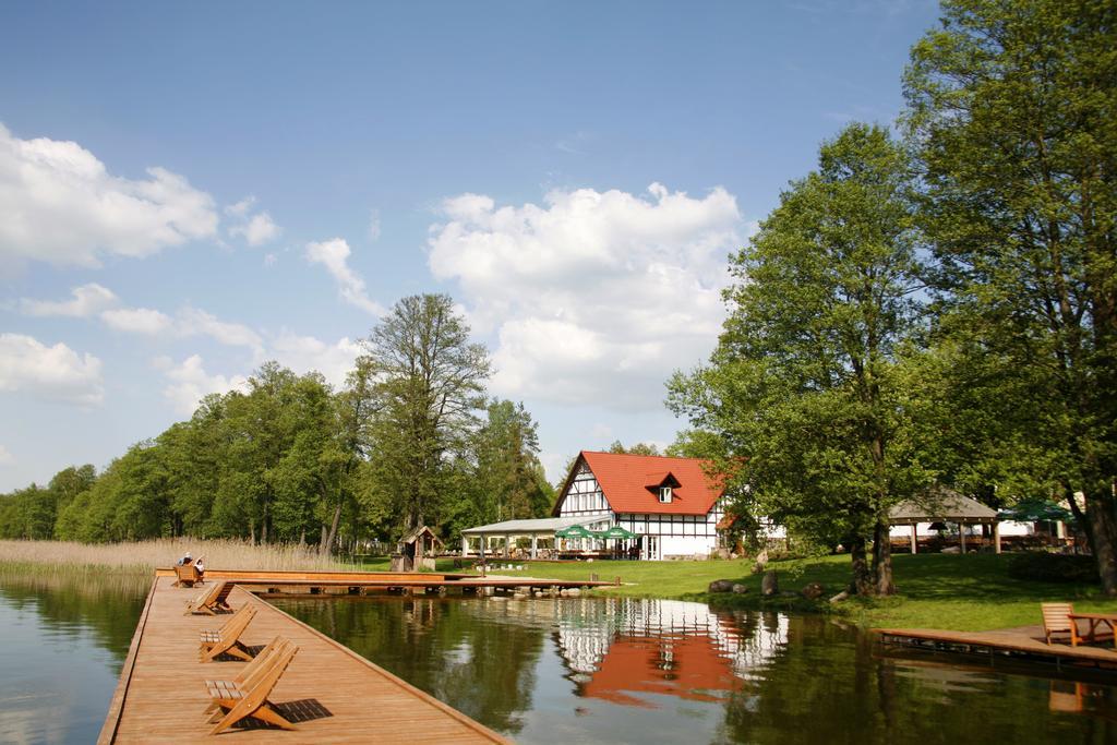 Jablon Lake Resort Pisz Exterior photo