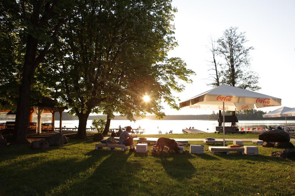 Jablon Lake Resort Pisz Exterior photo